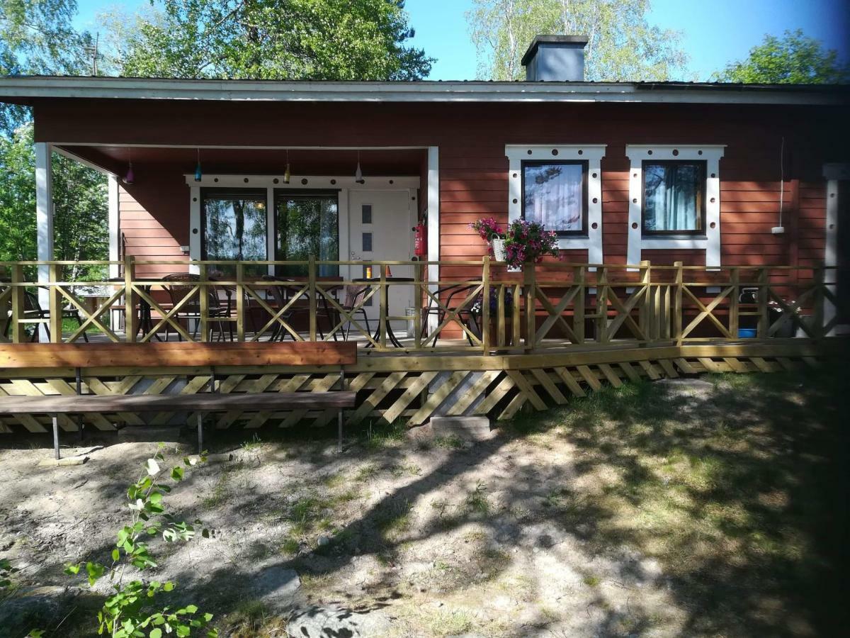 Hotel Pirttiniemen Lomakylae Muurasjärvi Zewnętrze zdjęcie